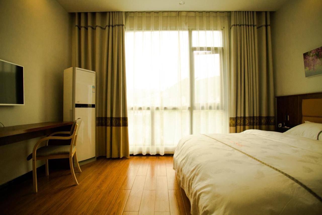 The Mountain And Views Guesthouse Yongshun Extérieur photo